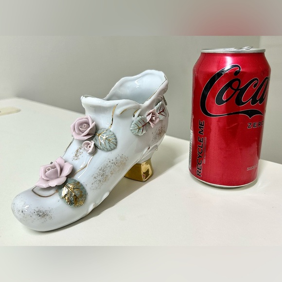 Vintage Gold Trim 3D Floral Porcelain Heeled Shoe Planter Vase - Picture 11 of 16